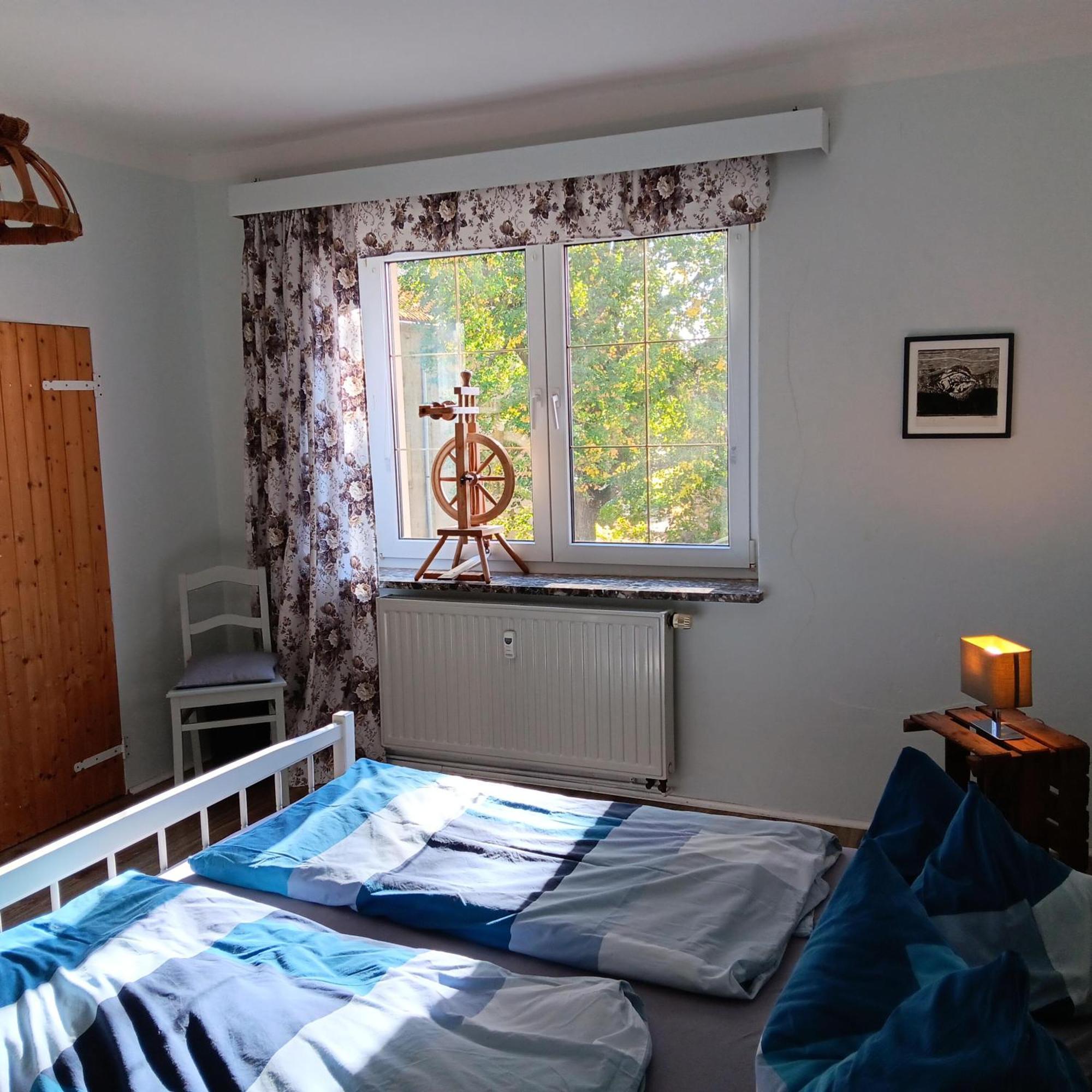 Roter Milan Apartment Kaisitz Bagian luar foto